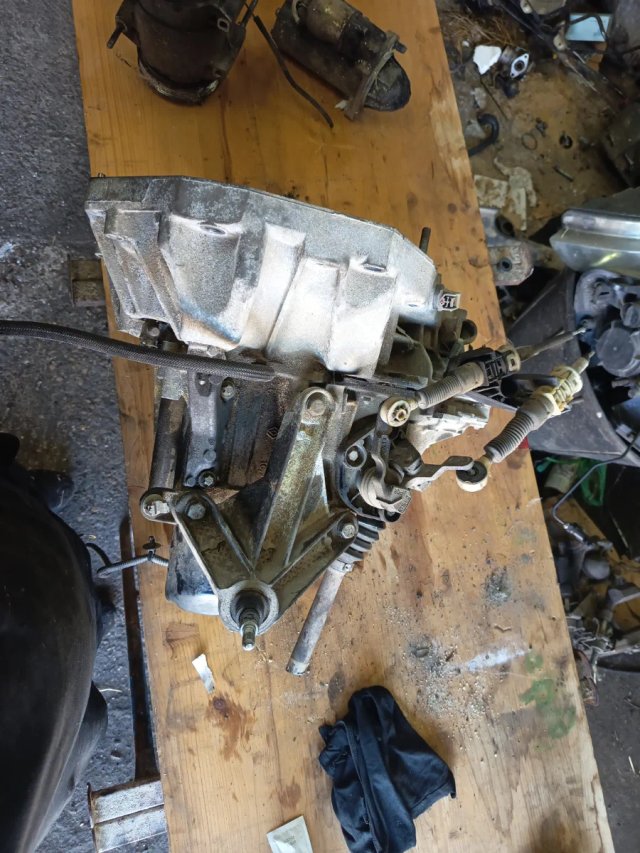 Caja de cambios Renault Clio 3 JH3175