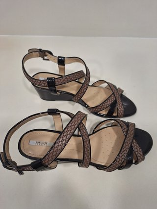 Sandalias Geox Lupe Negro y Marrón