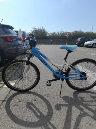 Bicicleta infantil niña