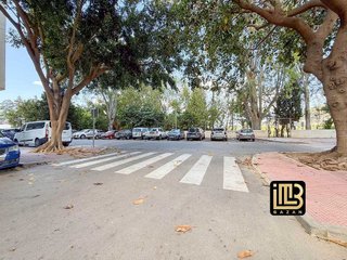 Local comercial en venta en Teatinos en Málaga