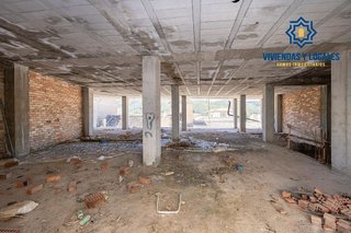 Local comercial en venta en Cenes de la Vega