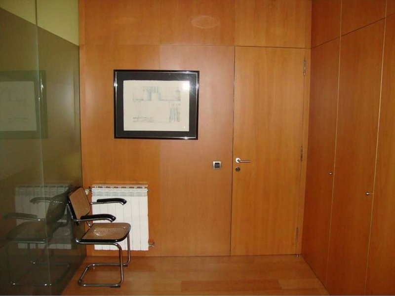 Commercial premises for sale in Andorra la Vella · 2 of 7