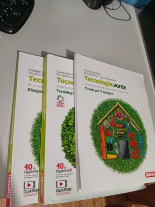 Libri di tecnologia per le medie