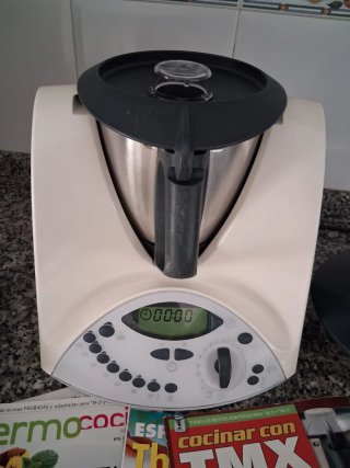 Thermomix TM31 con accesorios