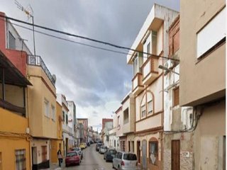 Casa en venta en La Granja-La Colina-Los Pastores en Algeciras