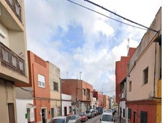 Casa en venta en La Granja-La Colina-Los Pastores en Algeciras