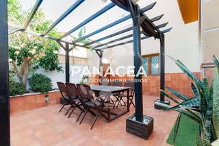 Casa pareada en venta en Roquetas Centro en Roquetas de Mar
