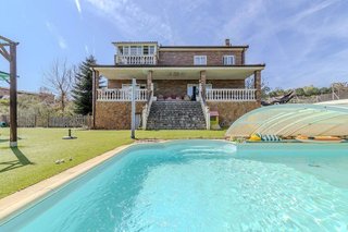 Chalet en venta en Cabanillas del Campo