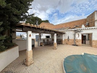 Casa pareada en venta en Pinós