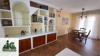 Chalet en venta en San García en Algeciras