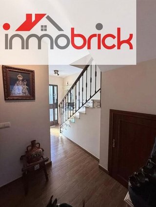 Chalet en venta en Hoya del Molino en Lucena