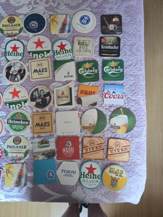75 sottobicchieri per birra assortiti