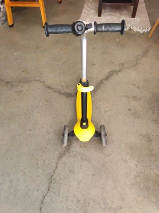 Patinete 3 Ruedas Infantil Amarillo