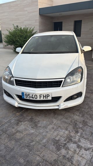 Opel Astra gtc 2006