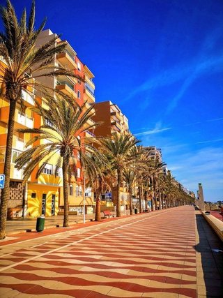 Piso en venta en Los Ángeles - Cruz de Caravaca en Almería