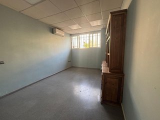 Local comercial en venta en Huerta de la Reina - Trassierra en Córdoba