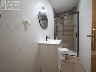 Casa adosada en venta en Tomelloso