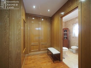 Casa adosada en venta en Tomelloso