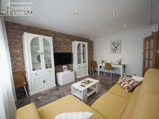 Casa adosada en venta en Tomelloso