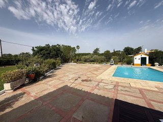 Chalet en venta en Carmona