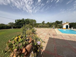 Chalet en venta en Carmona