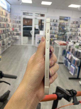 iPhone 13 128GB Blanco