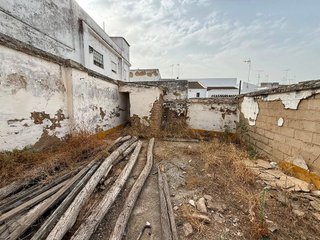 Terreno en venta en Sanlúcar la Mayor