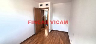 Piso en venta en Los Olivos en Huesca