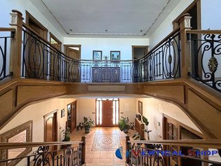 Chalet en venta en Yecla