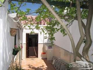 Casa adosada en venta en El Carmen - La Barrera en Lucena