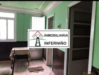 Casa en venta en Neda