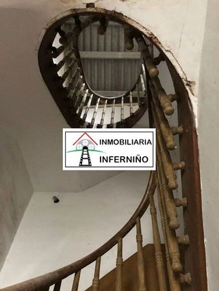 Casa en venta en Neda