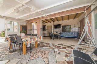 Chalet en venta en Peña de las Águilas en Elche