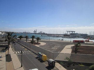 Local comercial en alquiler en Centro - La Vega Alta en Arrecife