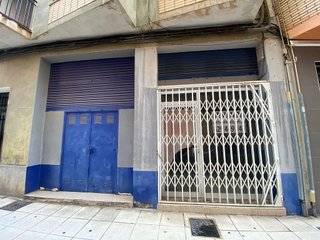 Local comercial en alquiler en Este en Castellón de la Plana