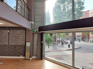 Local comercial en venta en Pacífico en Madrid