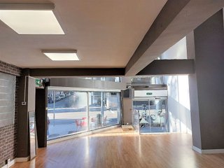 Local comercial en venta en Pacífico en Madrid
