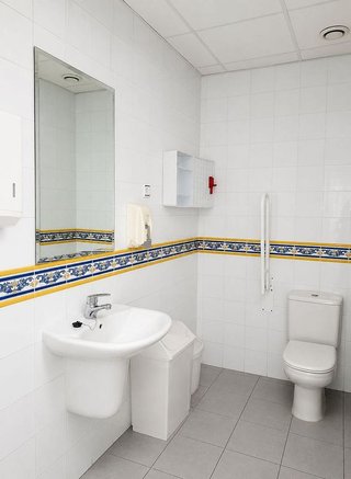 Local comercial en venta en Viaplana en Huelva