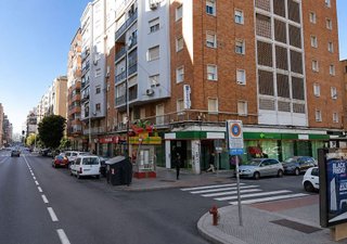 Local comercial en venta en Viaplana en Huelva