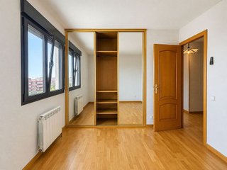 Piso en venta en La Espinilla - Parque Blanco en Coslada
