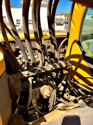 Retroexcavadora Rueda Volvo EW160 AÑO 2004