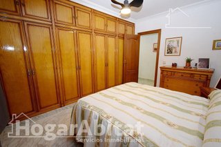 Piso en venta en Zona Avenida al Vedat en Torrent
