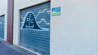 Local comercial en venta en Piscinas en Villarreal