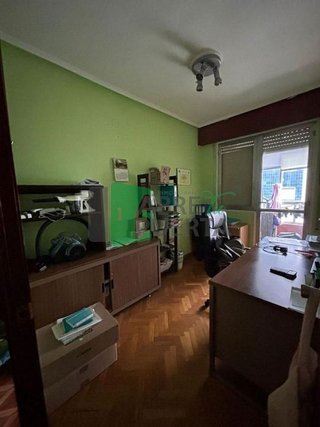 Piso en venta en As Lagoas en Ourense