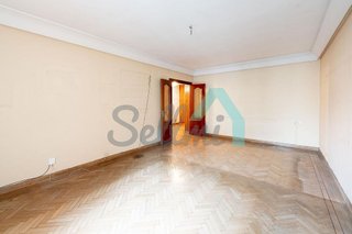 Piso en venta en Zona Teatro Campoamor en Oviedo