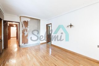 Piso en venta en Zona Teatro Campoamor en Oviedo