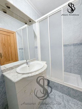Piso en venta en Virgen del Remedio en Alicante
