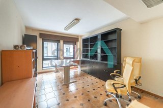 Oficina en venta en Zona Teatro Campoamor en Oviedo