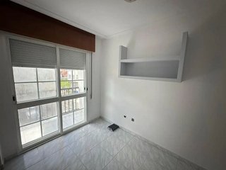Piso en venta en Grove (O)