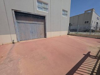 Local comercial en venta en Santa Cruz - Industria - Polígono Campollano en Albacete